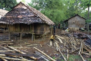 nam bor noi karen village - lack of land ownership